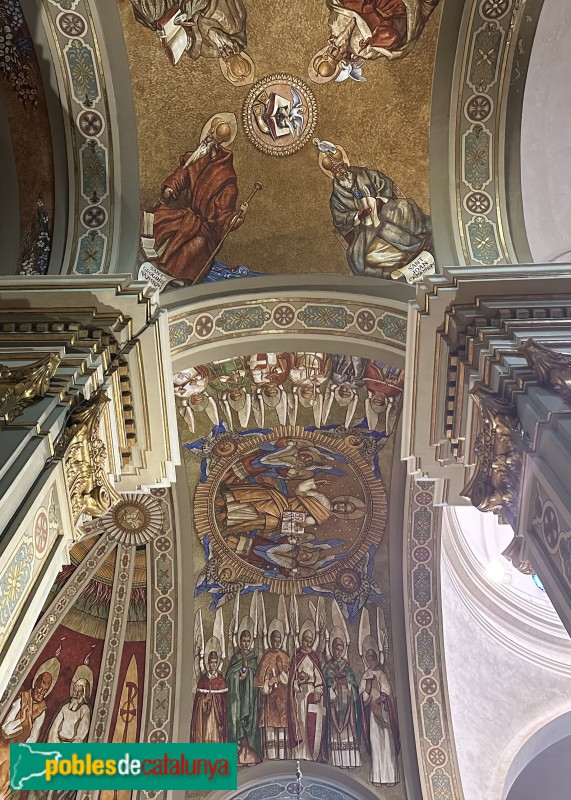 Mont-roig del Camp - Església Nova de Sant Miquel. Pintures murals (Foto: Albert Esteves, 2025) Mont-roig del Camp - Església Nova de Sant Miquel. Pintures murals
