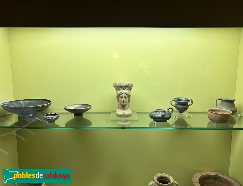 Museu de Mataró - Ceràmica ibèrica (Foto: Albert Esteves, 2025) Museu de Mataró - Ceràmica ibèrica