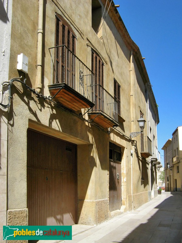 Vila-seca - Casa al carrer Verge de la Pineda (Foto: Albert Esteves, 2008) Vila-seca - Casa al carrer Verge de la Pineda