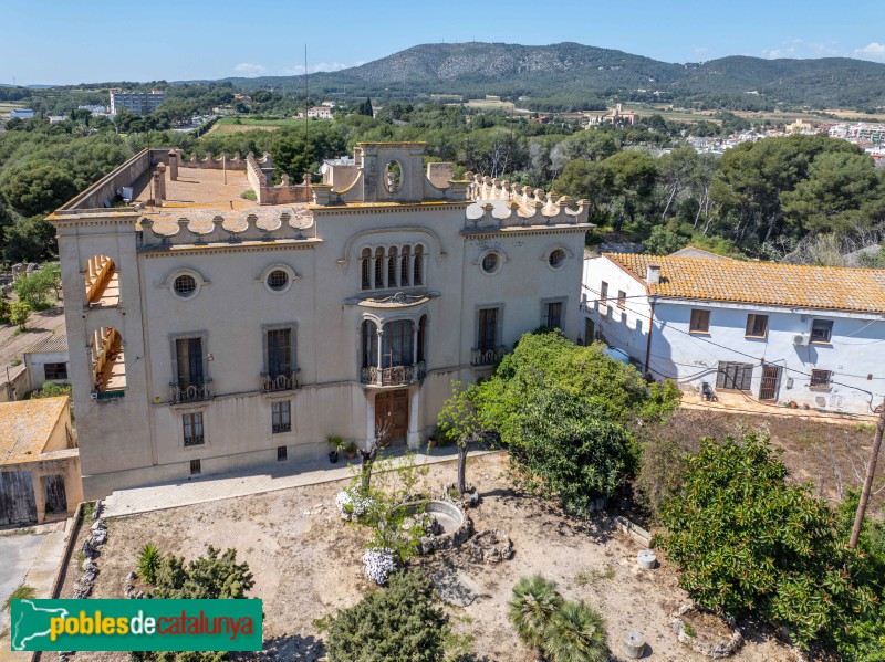 Sant Pere de Ribes - Can Coll (Foto: Francesc Vidal-Barraquer, 2025) Sant Pere de Ribes - Can Coll