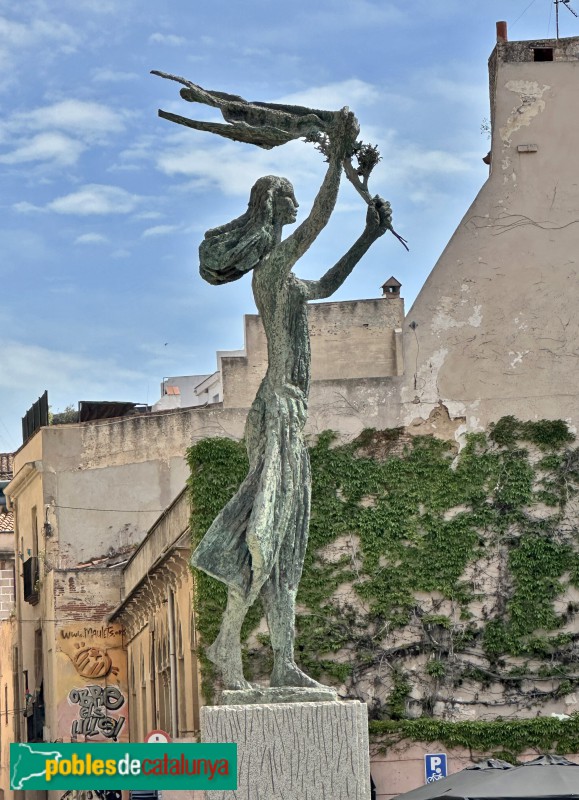 Mataró - Escultura <i>Mataró</i> (Foto: Albert Esteves, 2025) Mataró - Escultura <i>Mataró</i>
