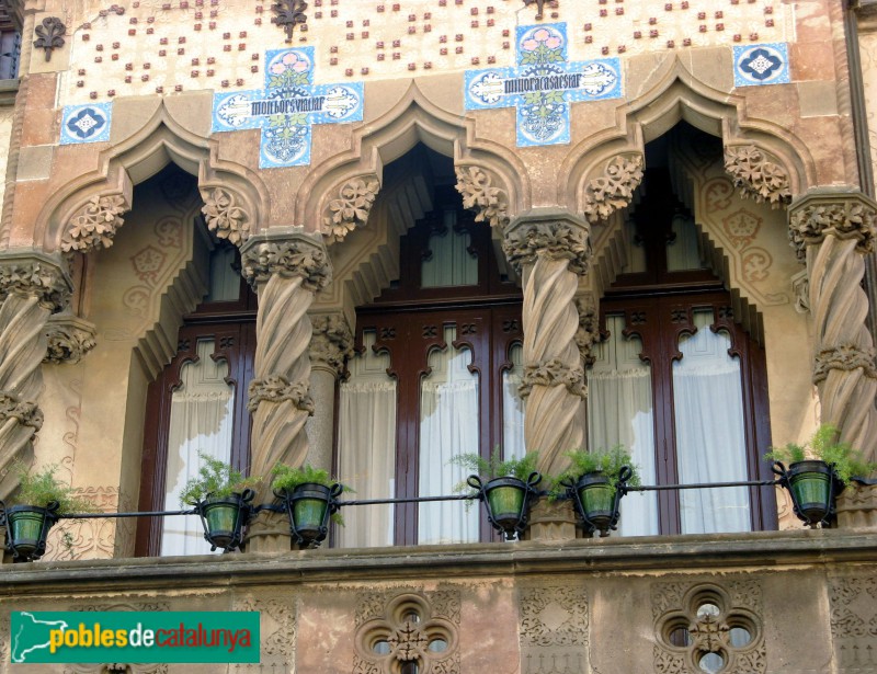 Mataró - Casa Coll i Regàs (Foto: Albert Esteves, 2007) Mataró - Casa Coll i Regàs