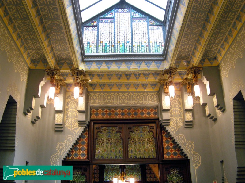 Mataró - Casa Coll i Regàs (Foto: Albert Esteves, 2007) Mataró - Casa Coll i Regàs