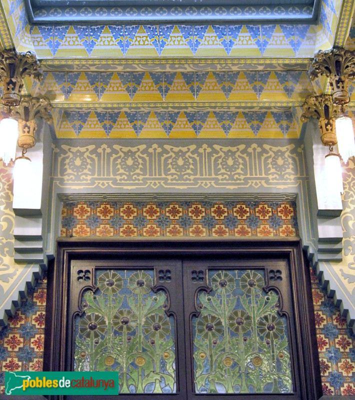 Mataró - Casa Coll i Regàs (Foto: Albert Esteves, 2007) Mataró - Casa Coll i Regàs