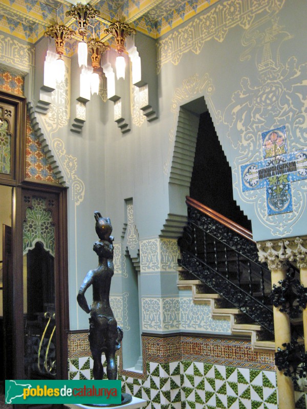 Mataró - Casa Coll i Regàs (Foto: Albert Esteves, 2007) Mataró - Casa Coll i Regàs