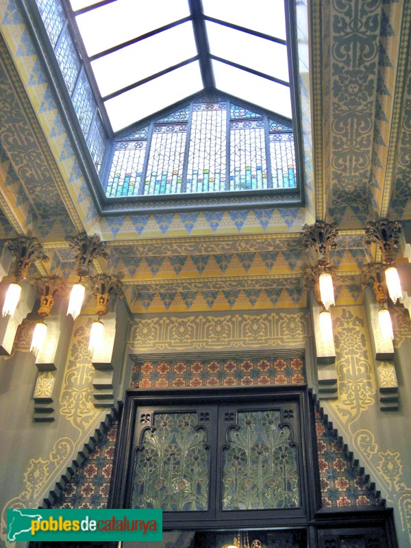Mataró - Casa Coll i Regàs (Foto: Albert Esteves, 2007) Mataró - Casa Coll i Regàs