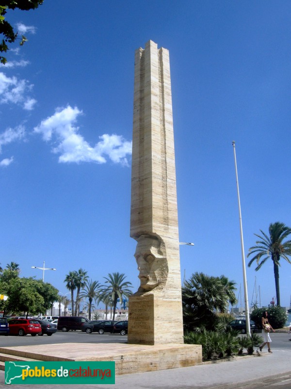 Vilanova i la Geltrú - Monument a Macià (Foto: Albert Esteves, 2006) Vilanova i la Geltrú - Monument a Macià
