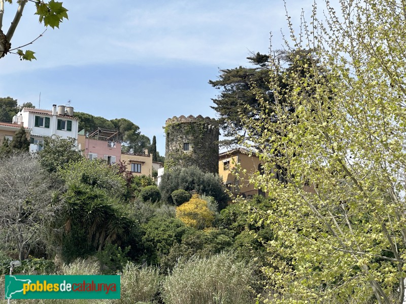 Caldes d'Estrac - Torre Verda (Foto: Albert Esteves, 2025) Caldes d'Estrac - Torre Verda
