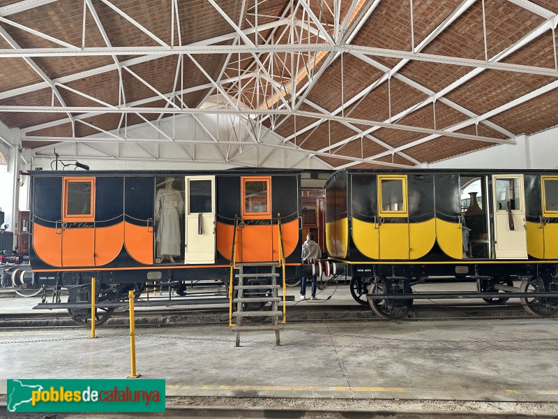 Vilanova i la Geltrú - Museu del Ferrocarril. Cotxes de Tren del Centenari (Foto: Albert Esteves, 2025) Vilanova i la Geltrú - Museu del Ferrocarril. Cotxes de Tren del Centenari