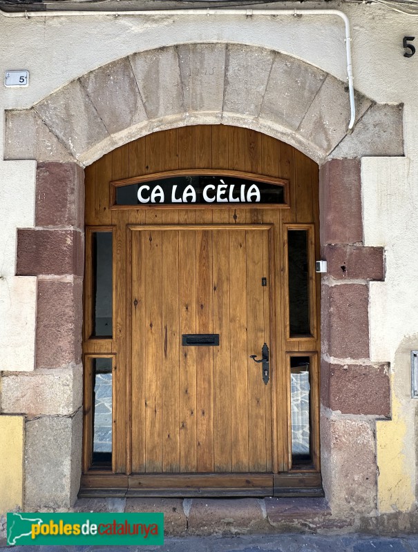 Riudecanyes - Portal 1775 (Foto: Albert Esteves, 2025) Riudecanyes - Portal 1775