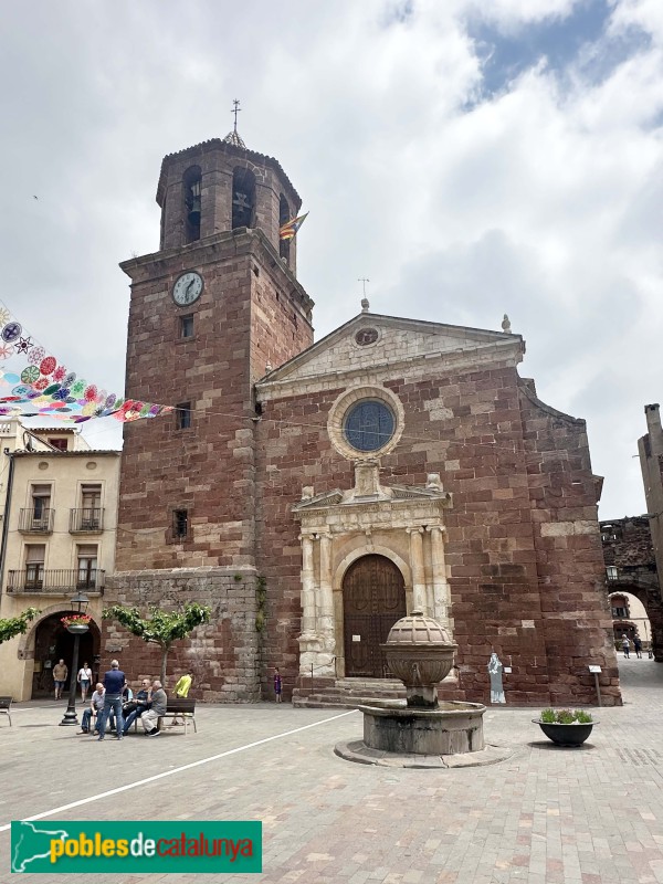 Prades - Església de Santa Maria (Foto: Albert Esteves, 2025) Prades - Església de Santa Maria