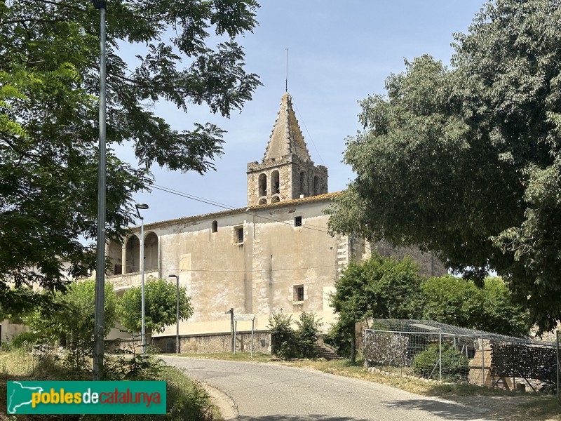 Vilablareix - Església de Sant Menna (Foto: Albert Esteves, 2025) Vilablareix - Església de Sant Menna