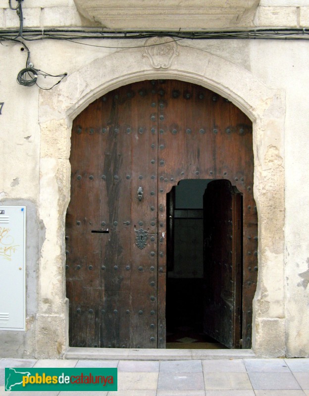 Torredembarra - Portal 1792 (Foto: Albert Esteves, 2007) Torredembarra - Portal 1792