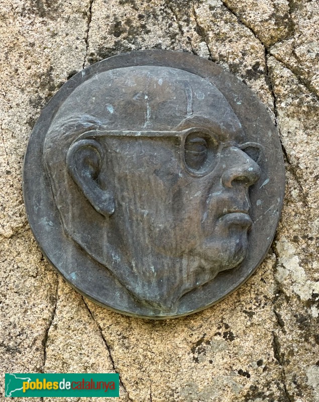 L'Espluga de Francolí - Casal de l'Espluga. Monument a Pau Casals (Foto: Albert Esteves, 2025) L'Espluga de Francolí - Casal de l'Espluga. Monument a Pau Casals