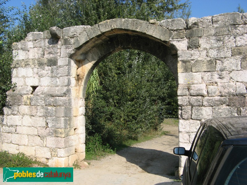 L´Espluga de Francolí - Portal de la Font Major (Foto: Albert Esteves, 2009) L´Espluga de Francolí - Portal de la Font Major