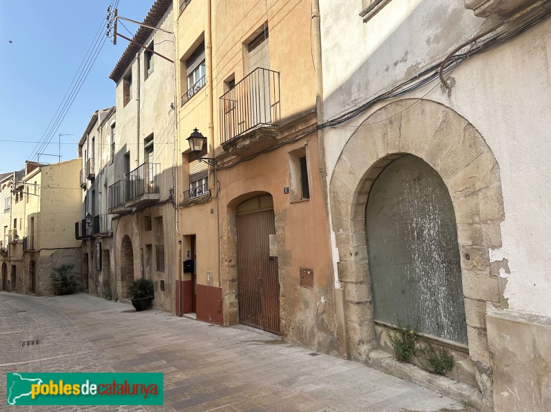 L'Espluga de Francolí - Portals adovellats (Foto: Albert Esteves, 2025) L'Espluga de Francolí - Portals adovellats
