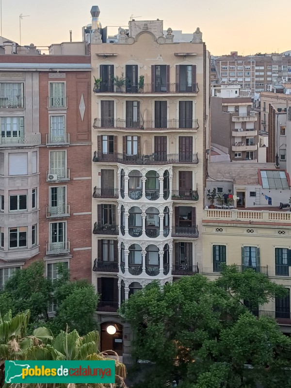 Barcelona - Gran de Gràcia, 7 (Foto: Sergi Suárez, 2025) Barcelona - Gran de Gràcia, 7