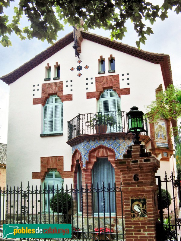 Argentona - Can Massip (Casa Pagès) (Foto: Albert Esteves, 2007) Argentona - Can Massip (Casa Pagès)
