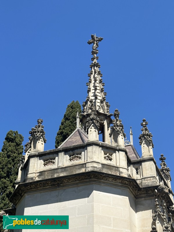 Sant Climent de Llobregat - Panteó de Maria dels Àngels Condeminas (Foto: Albert Esteves, 2025) Sant Climent de Llobregat - Panteó de Maria dels Àngels Condeminas
