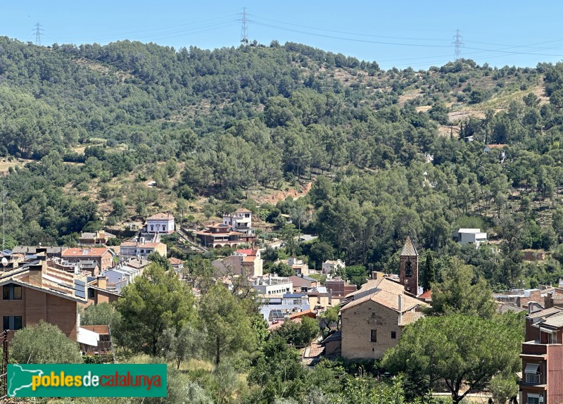 Sant Climent de Llobregat - El poble, amb l'església a mà dreta