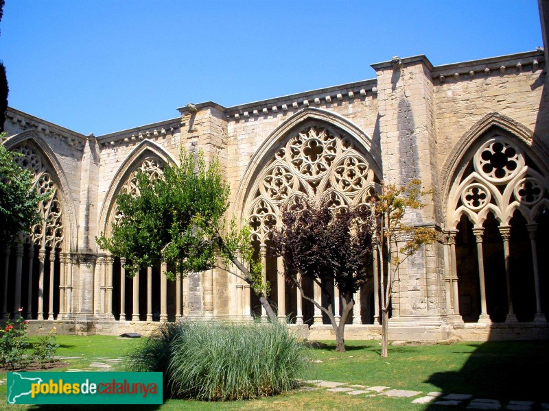 Lleida - Seu Vella. Claustre (Foto: Zarateman, CC BY-SA 3.0, 2011) Lleida - Seu Vella. Claustre