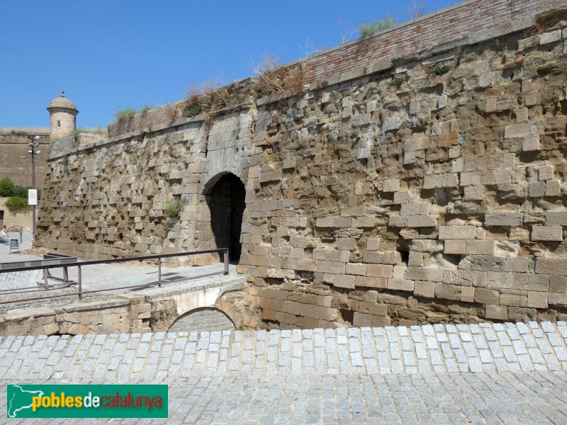 Lleida - La Suda. Revellí de la Mitja Lluna (Foto: Albert Esteves, 2025) Lleida - La Suda. Revellí de la Mitja Lluna