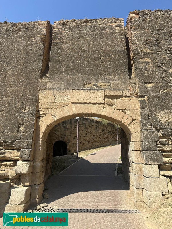 Lleida - La Suda. Porta del recinte del Castell (Foto: Albert Esteves, 2025) Lleida - La Suda. Porta del recinte del Castell