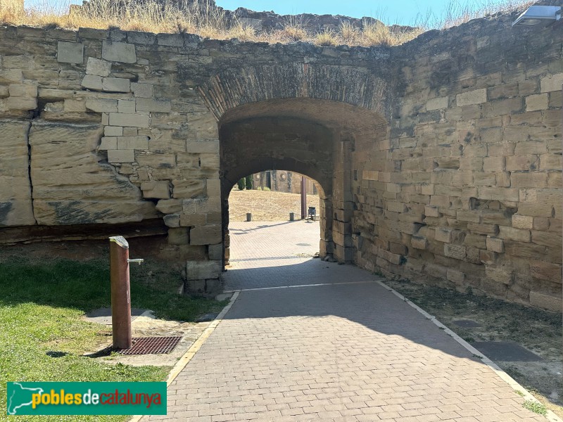Lleida - La Suda. Porta del recinte del Castell (Foto: Albert Esteves, 2025) Lleida - La Suda. Porta del recinte del Castell