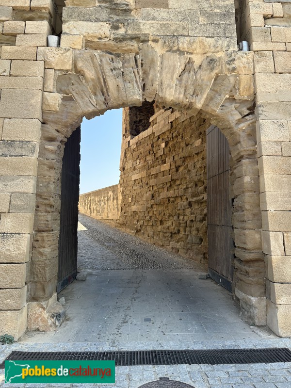 Lleida - La Suda. Porta dels Bernats (Foto: Albert Esteves, 2025) Lleida - La Suda. Porta dels Bernats