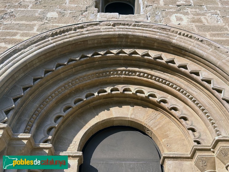 Lleida - Església de Sant Martí. Portada procedent de l'església del Tormillo (Osca) (Foto: Albert Esteves, 2025) Lleida - Església de Sant Martí. Portada procedent de l'església del Tormillo (Osca)