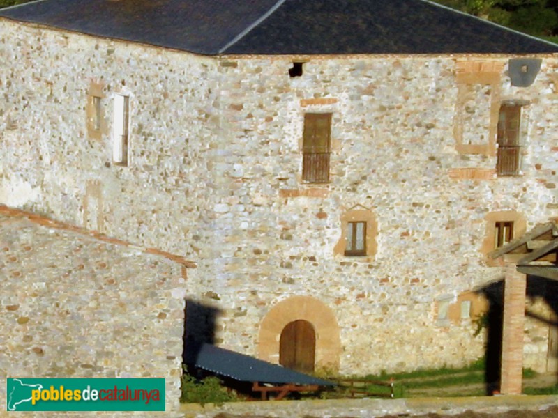 Bellver de Cerdanya - Torre del Cadell (Foto: Albert Esteves, 2006) Bellver de Cerdanya - Torre del Cadell
