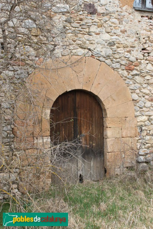 Bellver de Cerdanya - Torre del Cadell (Foto: <i>Fortià Arquitectes -invarquit.cultura.gencat.cat-</i>, 2022) Bellver de Cerdanya - Torre del Cadell