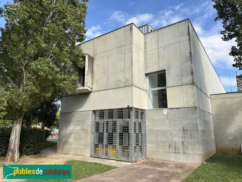 Girona - Destil·leries Regàs. Reforma moderna