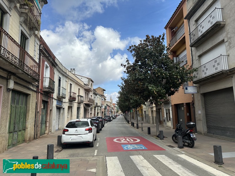 Sarrià de Ter - Carrer Major