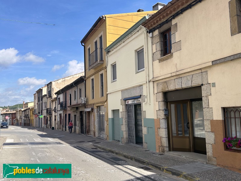 Sarrià de Ter - Carrer Major