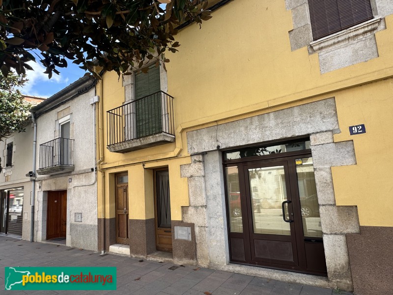 Sarrià de Ter - Carrer Major