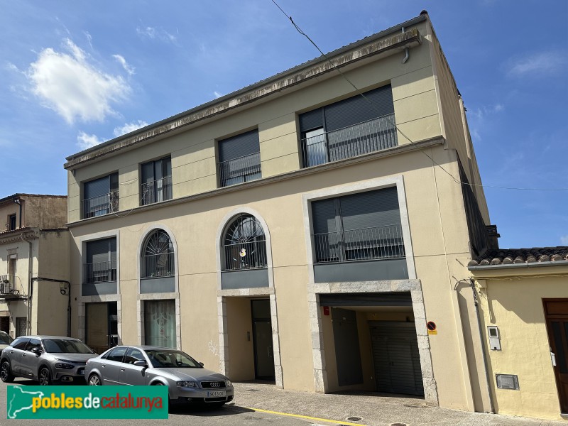 Sarrià de Ter - Carrer Major