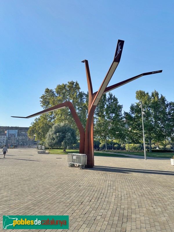 Lleida - Escultura <i>L'Arbre Paer</i>