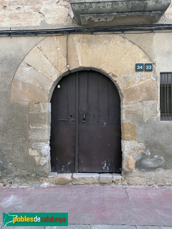Artesa de Lleida - Carrer dels Gallart. Portal de 1704