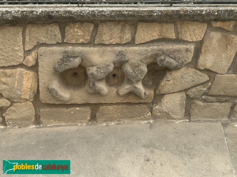 Artesa de Lleida - Jardinet de la plaça del Castell (Foto: Albert Esteves, 2025) Artesa de Lleida - Jardinet de la plaça del Castell