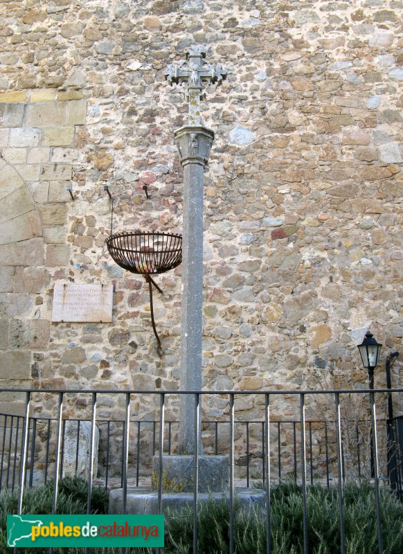 Tossa de Mar - Creu de la Vila Vella