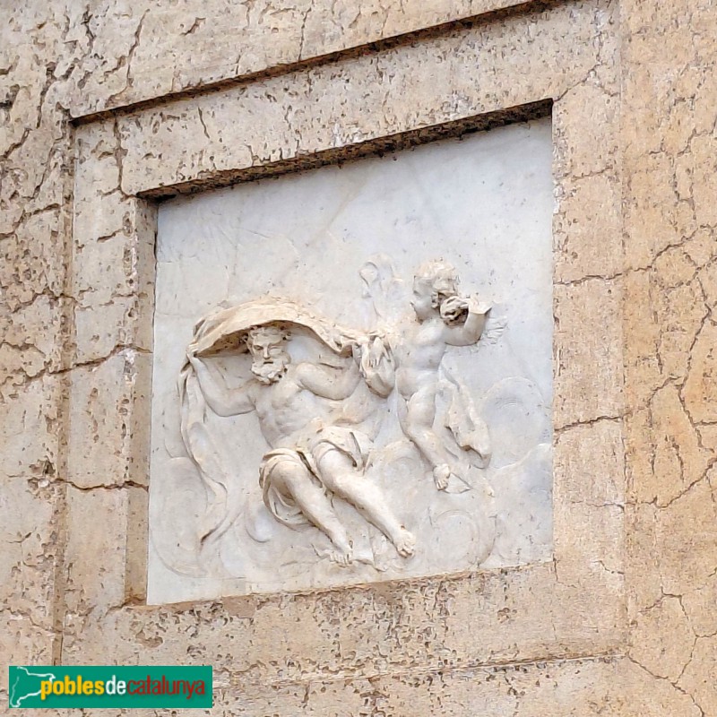 Barcelona - Palau Desvalls. Urà amb Eros