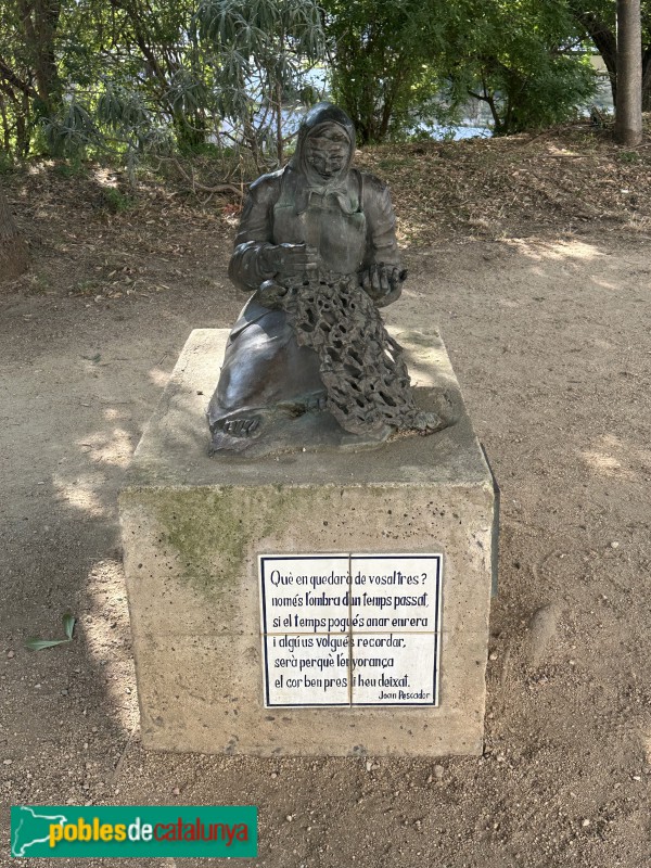 Tossa de Mar - Escultura <i>Remendadora</i>