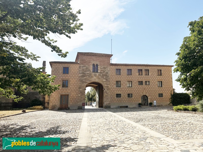 Monestir de Poblet - Porta Daurada (Foto: Albert Esteves, 2025) Monestir de Poblet - Porta Daurada