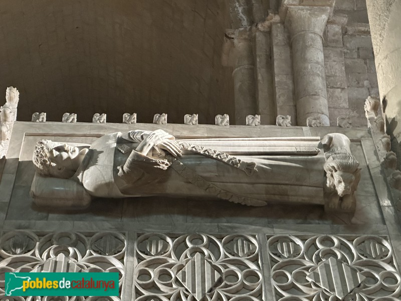 Monestir de Poblet - Sepulcres reials. Alfons el Cast (Foto: Albert Esteves, 2025) Monestir de Poblet - Sepulcres reials. Alfons el Cast