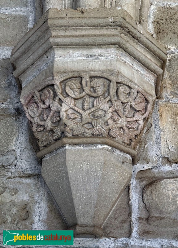 Monestir de Poblet - Mènsula del claustre (Foto: Albert Esteves, 2025) Monestir de Poblet - Mènsula del claustre