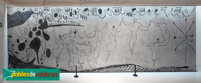 Barcelona -  Col·legi d'Arquitectes. Mural de la sardana