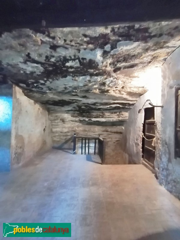 Castellcir - Mas d'Esplugues (Foto: Valentí Pons, 2025) Castellcir - Mas d'Esplugues