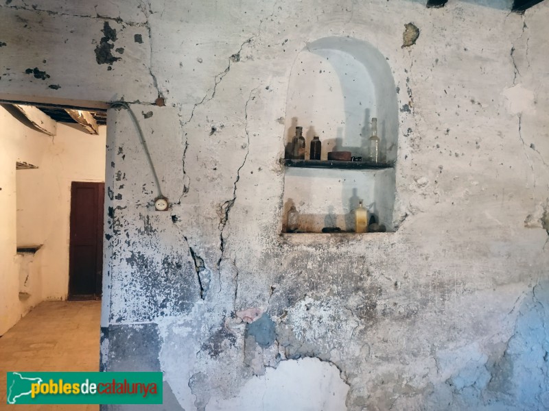 Castellcir - Mas d'Esplugues (Foto: Valentí Pons, 2025) Castellcir - Mas d'Esplugues