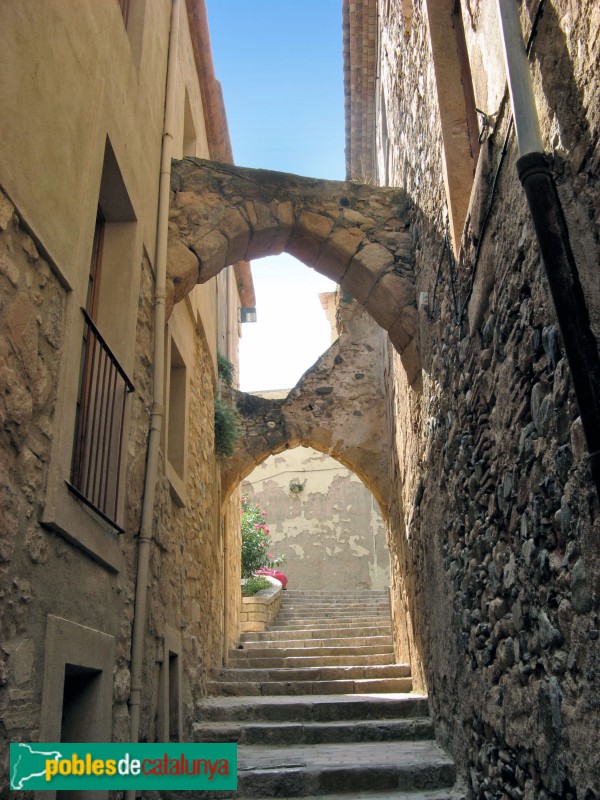 Montblanc - Carrer Plebania (Foto: Albert Esteves, 2009) Montblanc - Carrer Plebania